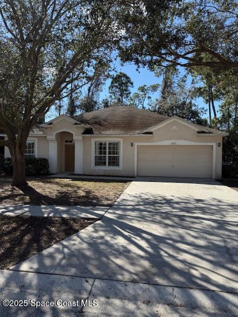 875 Sandhurst Ct in Titusville, FL - Building Photo