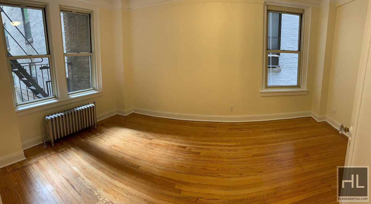 EAST 10 STREET in New York, NY - Building Photo