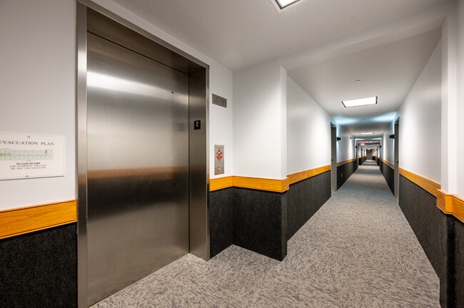 State Street Commons in West Lafayette, IN - Building Photo - Interior Photo