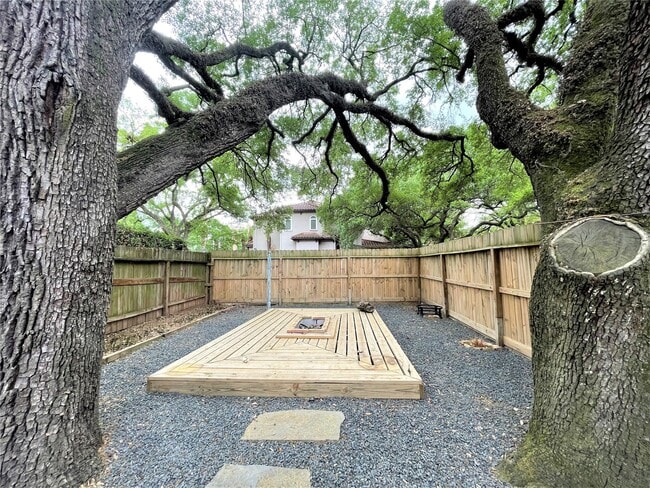 property at 9206 N Allegro St