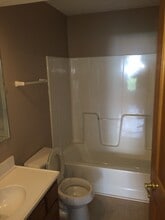 1001 Marcus Ct, Unit 1002 in Morgantown, WV - Building Photo - Building Photo