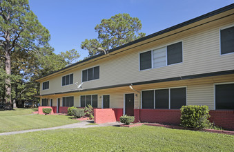 Ortega Village Apartments by ARIUM in Jacksonville, FL - Building Photo - Building Photo