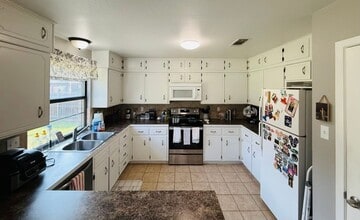 203 Daffodil Dr in Killeen, TX - Building Photo - Building Photo