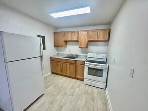 128 Holt Rd in Aliquippa, PA - Building Photo - Building Photo