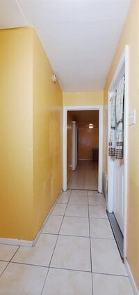 10818 Long Gate Dr photo'