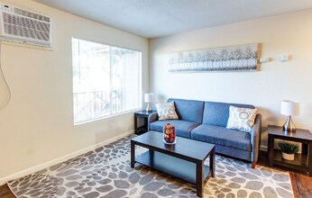 Beautifully updated one-bedroom apartments in Lodi, CA - Building Photo - Building Photo