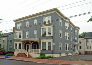 122-124 Brackett St in Portland, ME - Building Photo - Building Photo