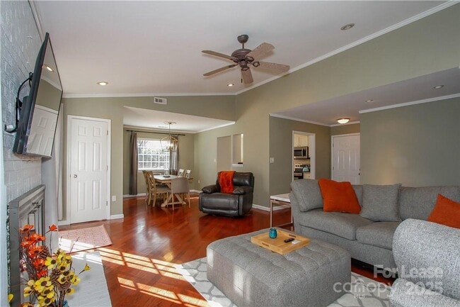 9131 Glisson Ct in Charlotte, NC - Building Photo - Building Photo