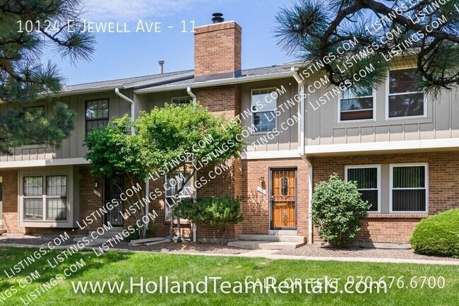 10124 E Jewell Ave in Denver, CO - Building Photo - Building Photo