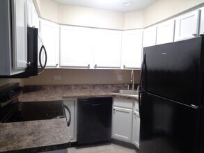 10442 Brooks Ln in Chicago Ridge, IL - Building Photo - Building Photo