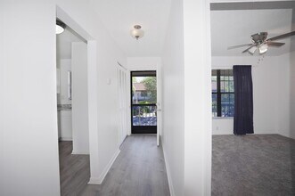 5361 Treetops Dr in Naples, FL - Building Photo - Building Photo