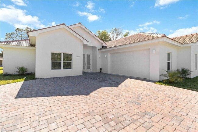 property at 23117 Hammond Ave
