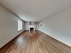 233 E Cobbler Ct in Round Lake Beach, IL - Building Photo - Building Photo