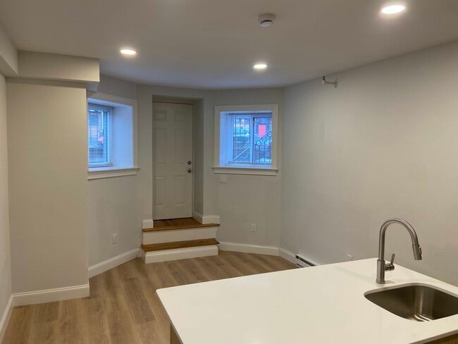 529 Beacon St in Boston, MA - Foto de edificio - Building Photo