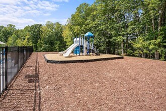 2804 Austin Fls Sta in Apex, NC - Building Photo - Building Photo
