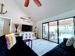 1701 NW 97th Terrace in Plantation, FL - Building Photo - Building Photo