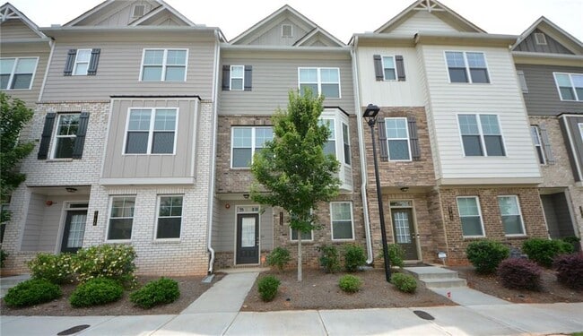 property at 1712 Prelude Pointe