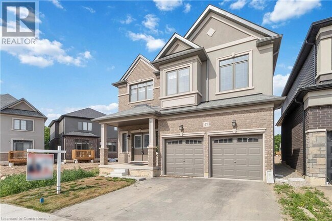 49 Dennis Ave in Brantford, ON - Building Photo - Building Photo