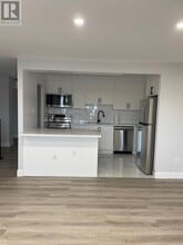 186 A Queen St S in Mississauga, ON - Building Photo - Building Photo