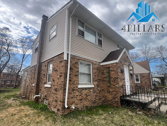 property at 4330 Kentucky St