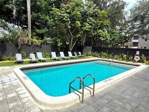 2000 Jefferson St in Hollywood, FL - Building Photo - Building Photo