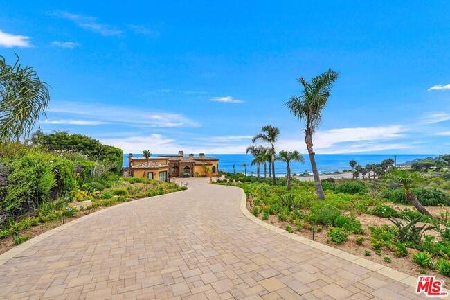 31280 Bailard Rd in Malibu, CA - Building Photo - Building Photo