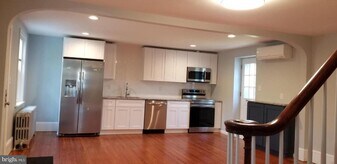 473 Freemont St in Phoenixville, PA - Building Photo