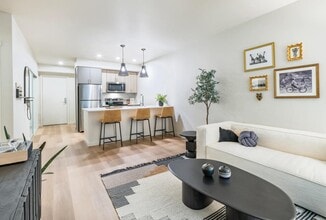 Modera Northgate in Seattle, WA - Building Photo - Building Photo