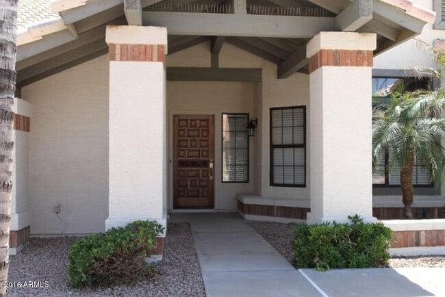 6933 W Sack Dr in Glendale, AZ - Building Photo - Building Photo