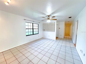 6603 NW 28th Terrace in Gainesville, FL - Building Photo - Building Photo