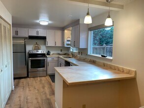 376 Van Duyn St in Eugene, OR - Building Photo - Building Photo