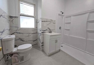 121 N Menard Ave in Chicago, IL - Building Photo - Building Photo