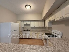 2408 Springfield Xenia Rd in Springfield, OH - Building Photo - Building Photo