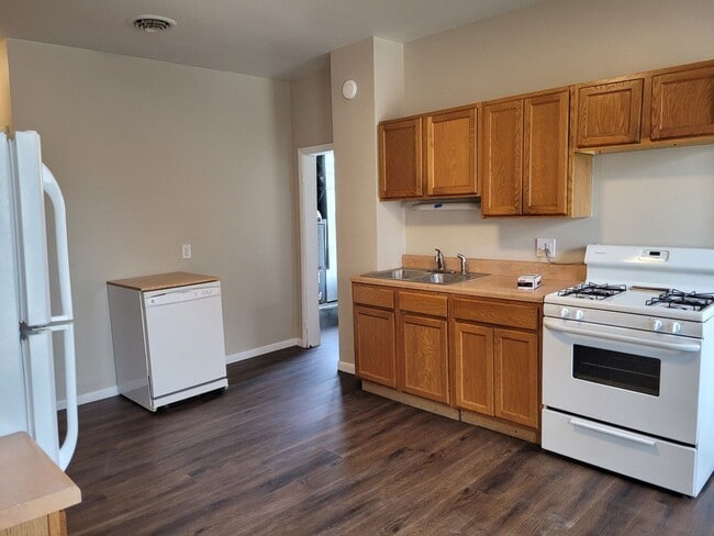 property at 1119 16th Ave