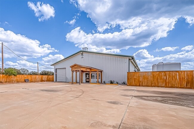 property at 10535 Dannhaus Rd