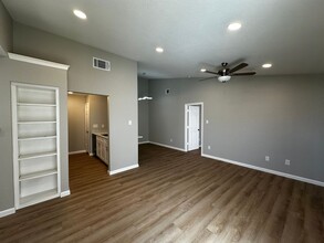 12303 Patron Dr in Austin, TX - Building Photo - Building Photo