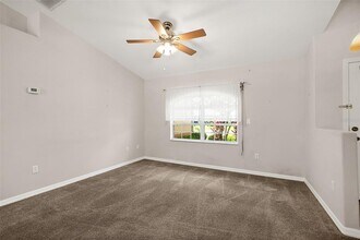 67 Flemingwood Ln in Palm Coast, FL - Building Photo - Building Photo