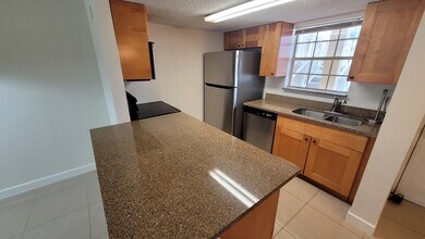 6331 La Costa Dr in Boca Raton, FL - Building Photo - Building Photo
