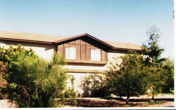 1440 E Knoll Cor in Mesa, AZ - Building Photo