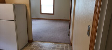 2521 Iowa St in Cedar Falls, IA - Building Photo - Building Photo