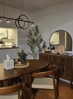 6535 Cypress Point Rd in Alexandria, VA - Building Photo