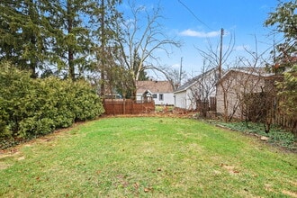 6 W Wyllys Ct in Midland, MI - Building Photo - Building Photo