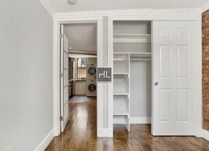Avenue A in New York, NY - Building Photo - Building Photo