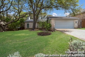 11214 Blue Waters in Helotes, TX - Building Photo