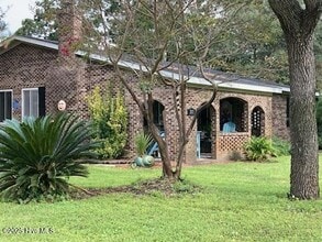 201 NE 48th St in Oak Island, NC - Building Photo - Building Photo