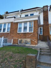 616 E Wyoming Ave in Philadelphia, PA - Building Photo - Building Photo