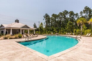 380 Palm St in Freeport, FL - Building Photo