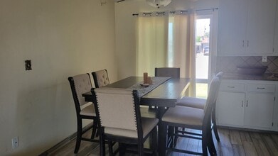 2313 San Lorenzo Ave in Bakersfield, CA - Building Photo - Building Photo