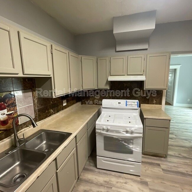 2931 N Bryant Ave in Minneapolis, MN - Building Photo - Building Photo