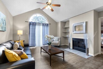 East Ponce Village in Stone Mountain, GA - Building Photo - Building Photo